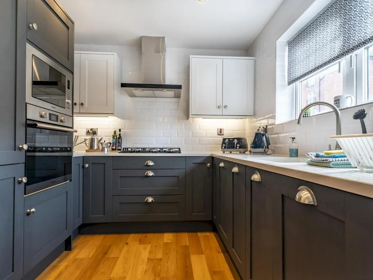 Pass The Keys Gorgeous 3Br Townhouse With Garden South Belfast Villa 0*,  United Kingdom